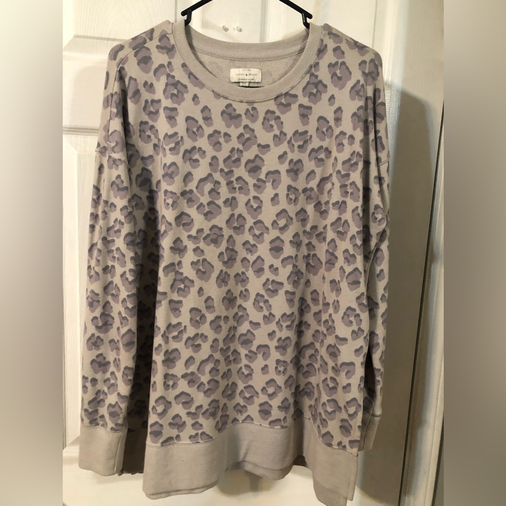 Lucky Brand sweatshirt